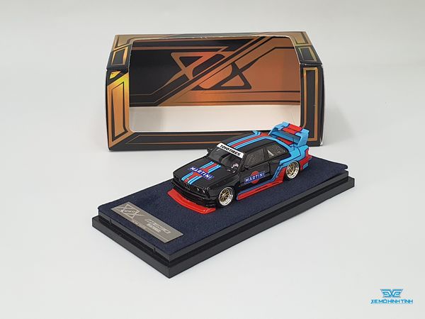 Xe Mô Hình BMW E30 M3 Zwingfilms Martini 1:64 404 Error ( Đen Martini )