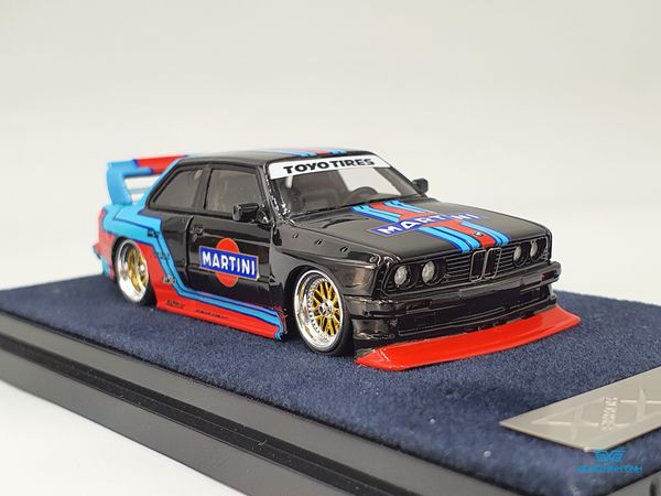 Xe Mô Hình BMW E30 M3 Zwingfilms Martini 1:64 404 Error ( Đen Martini )