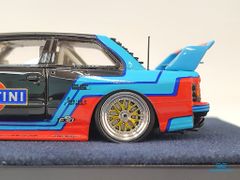 Xe Mô Hình BMW E30 M3 Zwingfilms Martini 1:64 404 Error ( Đen Martini )