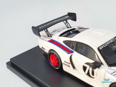 Xe Mô Hình Porsche 935 1:64 Stance Hunters (Trắng)