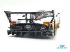 Xe Mô Hình Pagani Zonda Revolucion Bianco Benny 1:64 Tarmac Works ( Trắng )