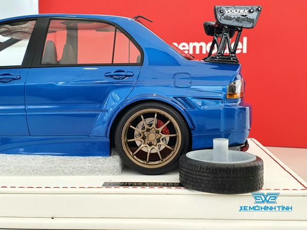 Xe Mô Hình Mitsubishi Voltex 1:18 One Model (Xanh)