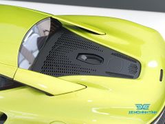 Xe Mô Hình McLaren Artura Green 1:18 GTSpirit ( Xanh Chuối )