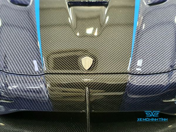 Xe Mô Hình Koenigsegg One:1 1:18 FrontiArt (Xanh Carbon)