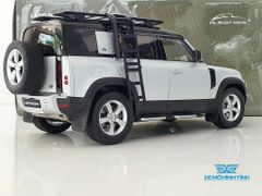 Xe Mô Hình Land Rover Defender 110 - 2020 1:18 Almost Real ( Bạc Nhám )