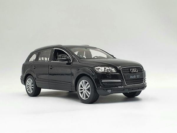 XE MÔ HÌNH AUDI Q7 1:24 WELLY (ĐEN)