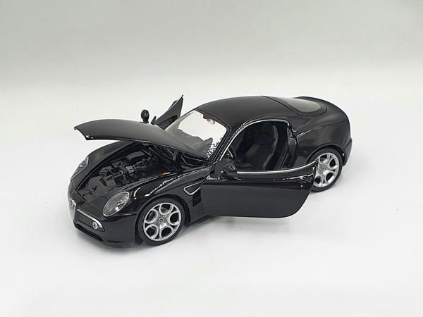 XE MÔ HÌNH ALFA ROMEO 8C COMPETIZIONE 1:24 WELLY (ĐEN)