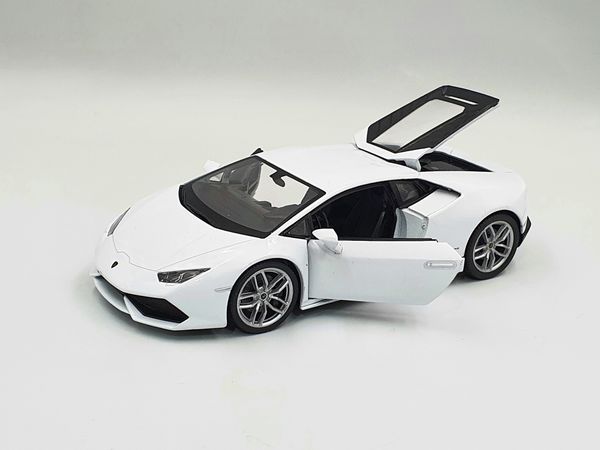 XE MÔ HÌNH LAMBORGHINI HURACAN 1:24 WELLY (TRẮNG)