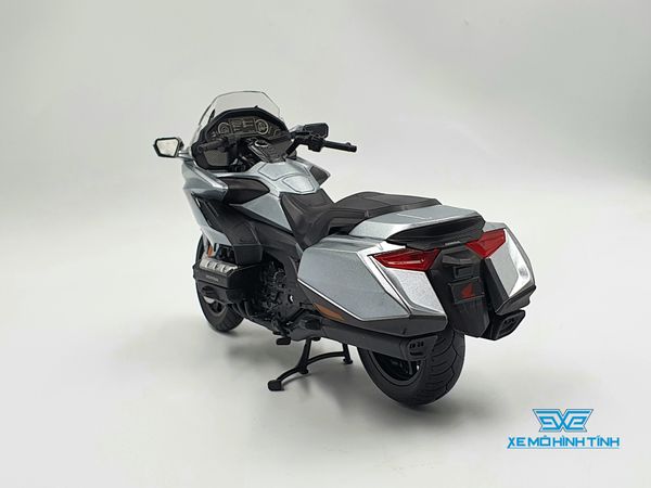 Xe Mô Hình Honda Gold Wing 2020 1:12 Welly ( Bạc )