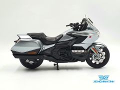 Xe Mô Hình Honda Gold Wing 2020 1:12 Welly ( Bạc )