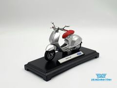 Xe Mô Hình VESPA 946 2014 1:18 Welly ( Bạc )