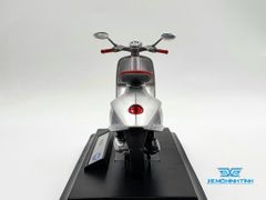 Xe Mô Hình VESPA 946 2014 1:18 Welly ( Bạc )