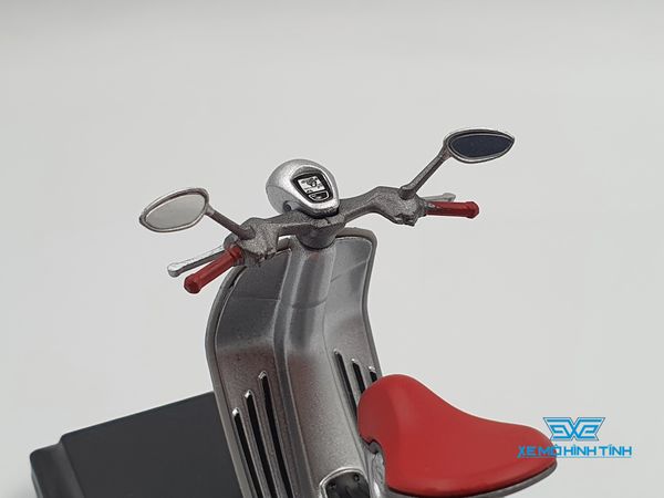 Xe Mô Hình VESPA 946 2014 1:18 Welly ( Bạc )