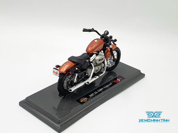 Xe Mô Hình Harley Davison 2007 XL 1200N Nightster 1:18 Maisto ( Cam )