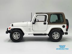 XE MÔ HÌNH JEEP WRANGLER SAHARA 1:18 MAISTO (TRẮNG)