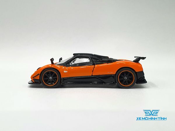 Xe Mô Hình PAGANI ZONDA CINQUE Arancio Saint Tropez 1:64 Tarmac Works ( Cam )