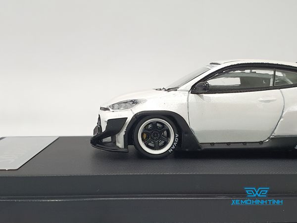 Xe Mô Hình Toyota Yaris Limited 999psc 1:64 HKM ( Trắng )