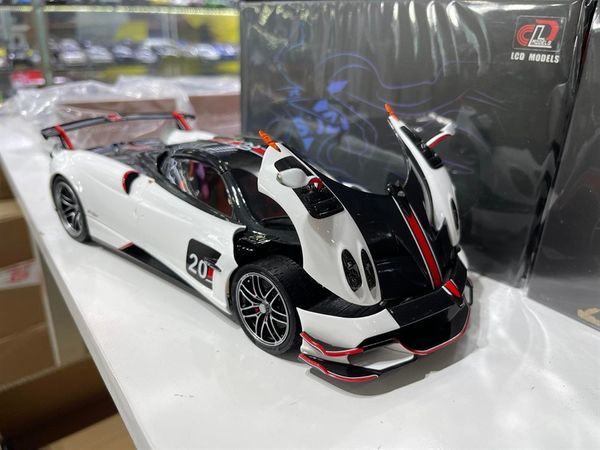 Xe Mô Hình Pagani Huayra Roadster BC 1:18 LCD Model ( Trắng )