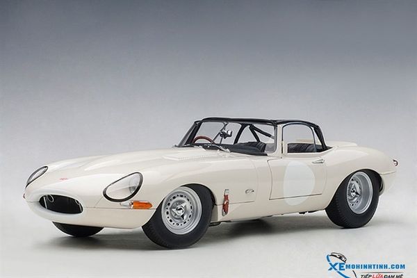 1/18 JAGUAR LIGHTWEIGHT E-TYPE (WHITE)