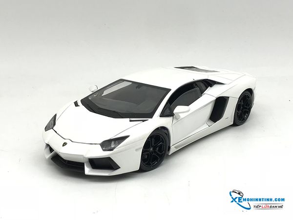 Xe Mô Hình Lamborghini Aventador Lp700-4 1:24 Welly ( Trắng )