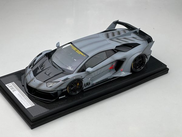 Xe Mô Hình Lamborghi Aventador 700GT Evo LBWK 1:18 Timothy & Pierre ( Fighter Grey / With Weathering effect )