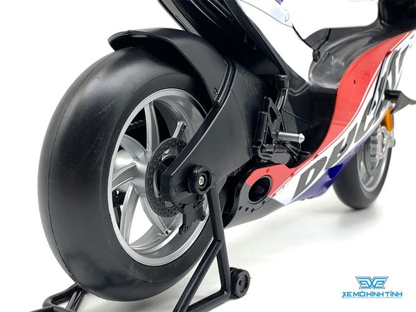 Xe Mô Hình Ducati Desmosedici 1:6 Maisto ( Xanh Dương )