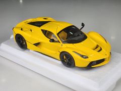 Xe Mô Hình Ferrari LaFerrari 1:18 BBR Models ( Vàng )