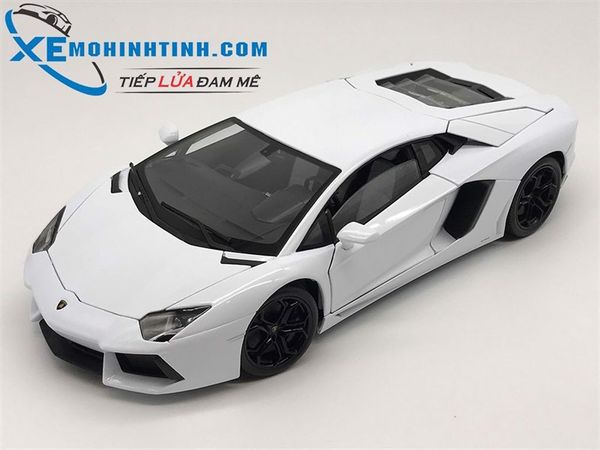 Xe Mô Hình Lamborghini Aventador Lp700 1:18 Welly-Fx (Trắng)