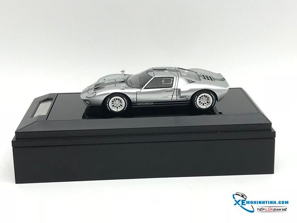 Xe Mô Hình FORD GT400 MK1 1:43 Dream Power ( Bạc )