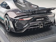 Xe mô hình Mercedes-Benz AMG One 1:18 VIP Scale Model (Bạc Ngôi Sao)