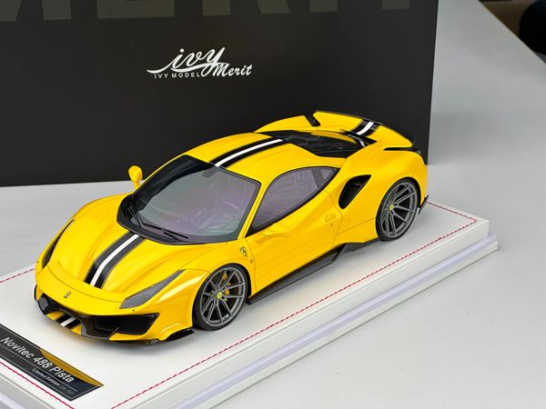 Xe Mô Hình Ferrari 488 Pista Novitec 1:18 IVY Model (Vàng Sọc Đen)