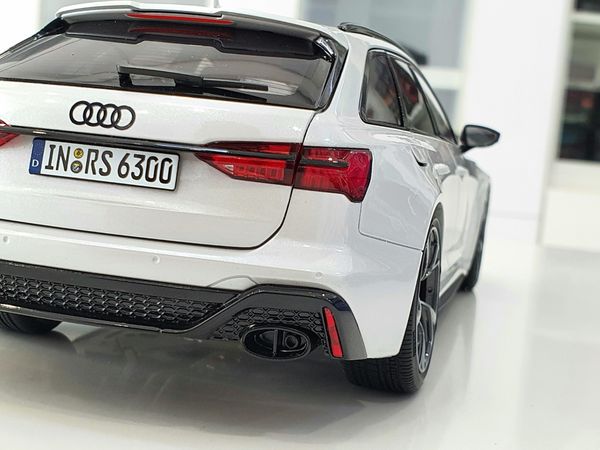 Xe Mô Hình Audi RS6 Avant C8 2020 1:18 Polar Master ( Trắng )
