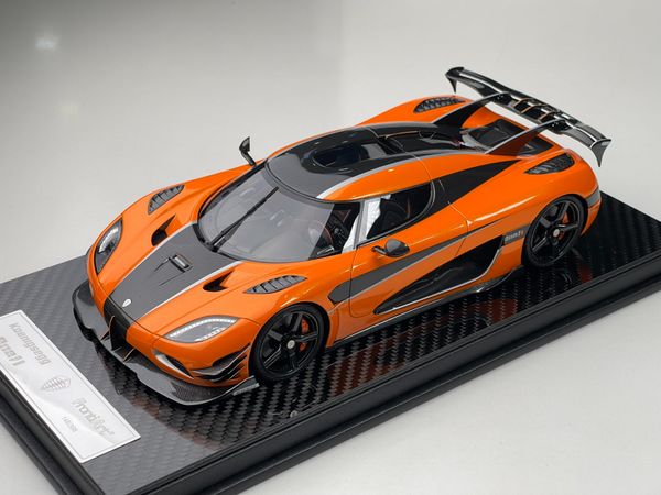 Xe mô hình Koenigsegg Agera RS One of 1 Limited 1:18 FrontiArt (Orange)