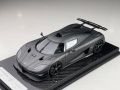 Xe mô hình Koenigsegg One: 1 1:18 FrontiArt ( Naked Carbon )