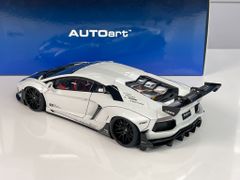 Xe Mô Hình Lamborghini Aventador Liberty Walk LB-Works Limited Edition 1:18 Autoart (Trắng Metallic)