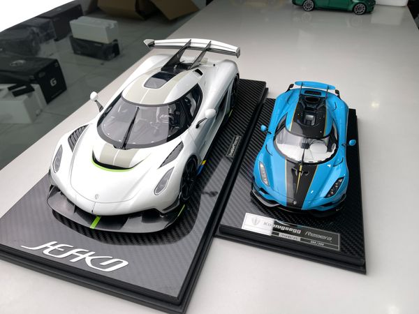 Xe Mô Hình Koenigsegg Jesko 1:12 FrontiArt ( Trắng )