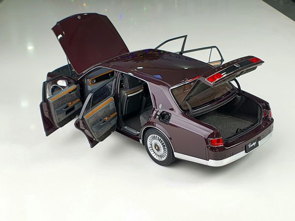 Xe mô hình Toyota Century 1:18 LCD (Brown)