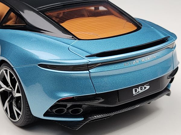 Xe mô hình Aston Martin DBS Superleggera 1:18 Autoart (Caribbean Pearl Blue)