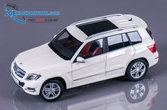 XE MÔ HÌNH MERCEDES-BENZ GLK 300 CLASS 1:18 GTAUTOS (KEM)