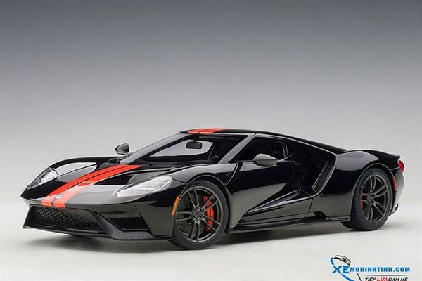 1/18 FORD GT 2017 (SHADOW BLACK/ORANGE STRIPES)