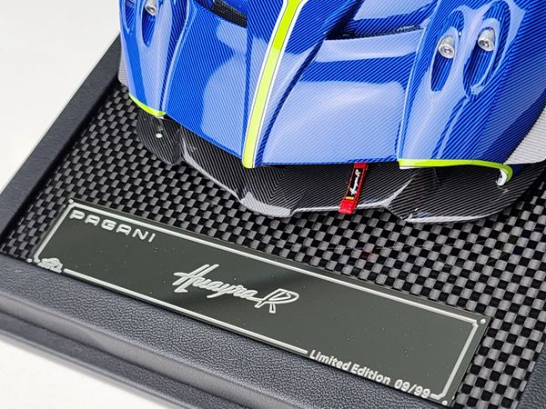 Xe Mô Hình Pagani Huayra R 1:18 Vip Scale Model ( Blue Carbon )