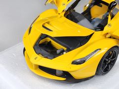 Xe Mô Hình Ferrari LaFerrari 1:18 BBR Models ( Vàng )