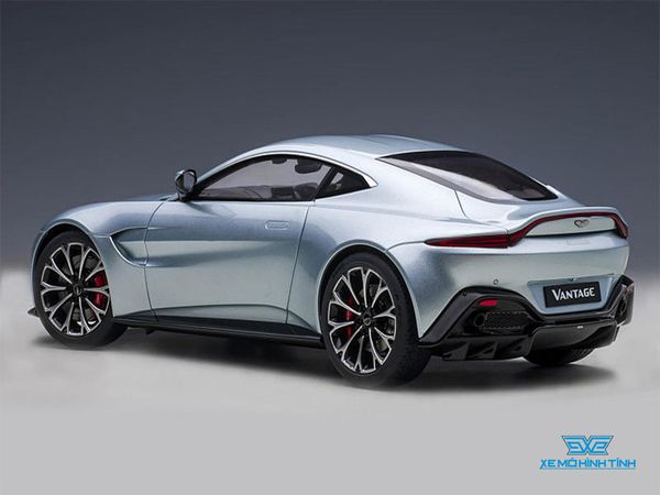 Xe Mô Hình Aston Martin Vantage 2019 1:18 AUTOart ( Bạc )