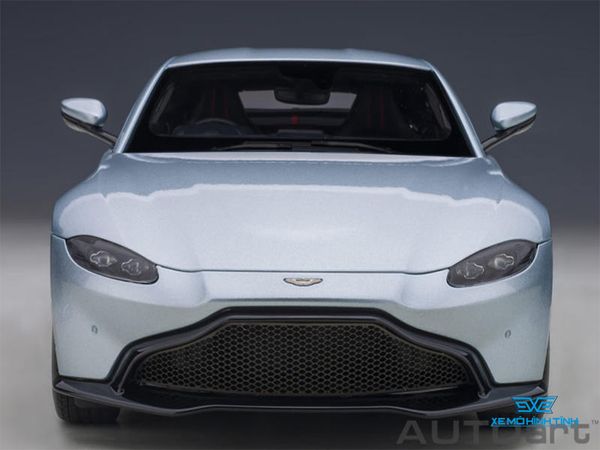 Xe Mô Hình Aston Martin Vantage 2019 1:18 AUTOart ( Bạc )