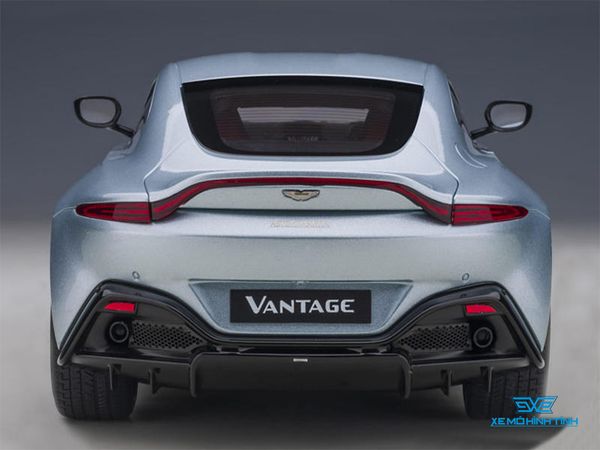 Xe Mô Hình Aston Martin Vantage 2019 1:18 AUTOart ( Bạc )