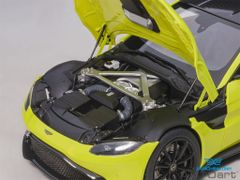 Xe Mô Hình Aston Martin Vantage 2019 1:18 AUTOart ( Xanh Dạ Quang )