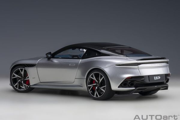 Xe mô hình Aston Martin DBS Superleggera 1:18 Autoart (Lightning Silver)