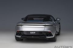 Xe mô hình Aston Martin DBS Superleggera 1:18 Autoart (Lightning Silver)