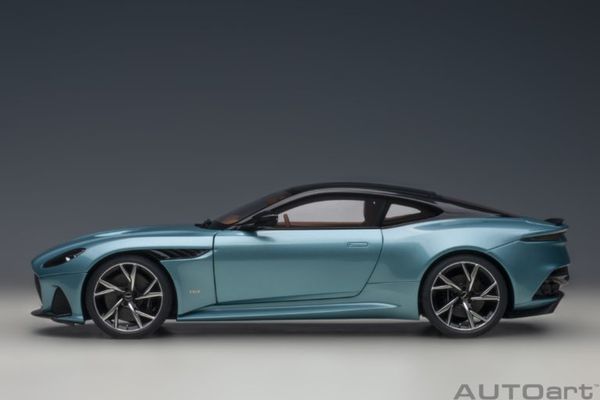 Xe mô hình Aston Martin DBS Superleggera 1:18 Autoart (Caribbean Pearl Blue)