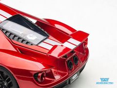 Xe Mô Hình Ford GT 2017 1:18 Autoart (LIQUID RED/SILVER STRIPES)